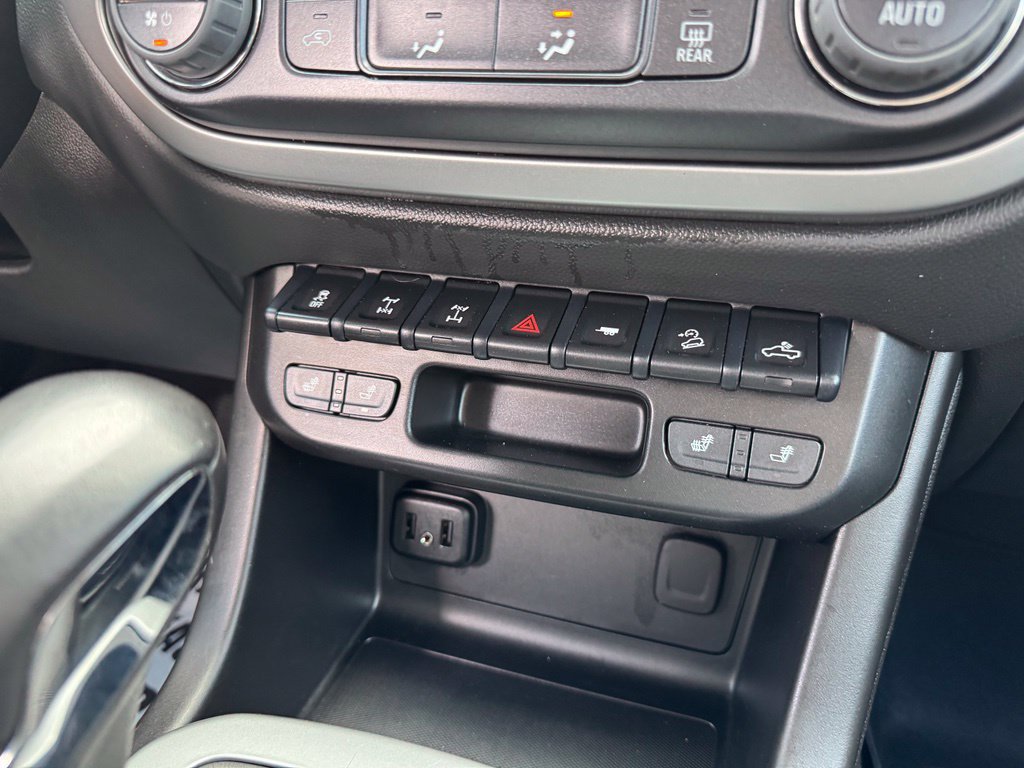Certified 2022 Chevrolet Colorado ZR2 AWD/4WD image 29