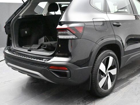 Certified 2025 Volkswagen Taos S w/ Taos Adventure Package (SXB) image 13