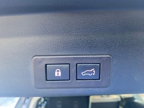 Used 2021 Subaru Ascent Premium w/ Convenience Package image 34