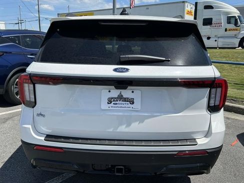 Used 2025 Ford Explorer ST-Line w/ Premium Package RWD image 5
