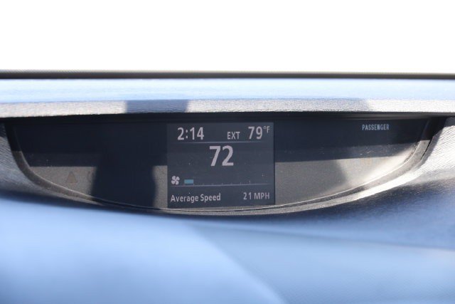 Used 2013 Toyota Venza XLE w/ XLE Premium Pkg AWD/4WD image 17