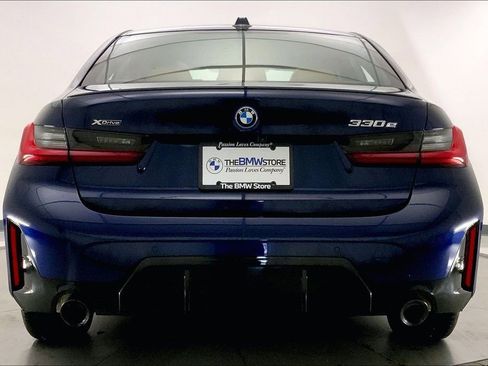 Certified 2023 BMW 330e xDrive w/ M Sport Package AWD/4WD image 3
