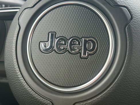 New 2026 Jeep Gladiator Sport AWD/4WD image 25