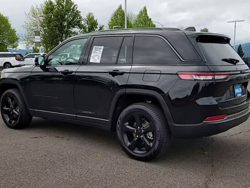 New 2026 Jeep Grand Cherokee Limited AWD/4WD image 6