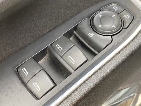 Used 2024 Chevrolet Silverado 2500 LT image 20