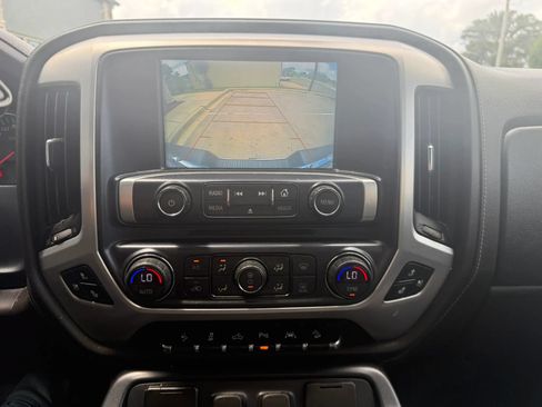Used 2018 GMC Sierra 1500 SLT AWD/4WD image 12
