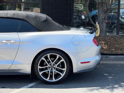 Used 2019 Ford Mustang GT Premium RWD image 11