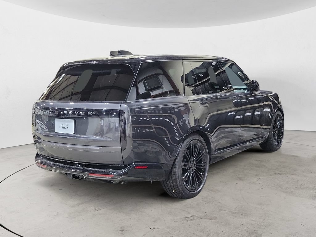 New 2026 Land Rover Range Rover Long Wheelbase SE AWD/4WD image 5