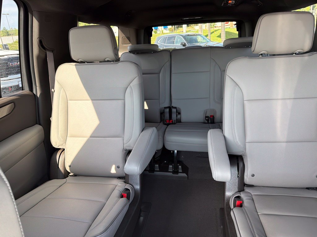 Certified 2026 GMC Yukon XL Elevation AWD/4WD image 14