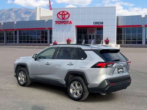 Used 2024 Toyota RAV4 XLE w/ Weather Package AWD/4WD image 5