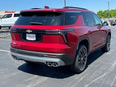 New 2026 Chevrolet Traverse LT w/ Sun and Wheel Package