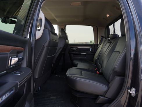 Used 2018 RAM 2500 Laramie image 18