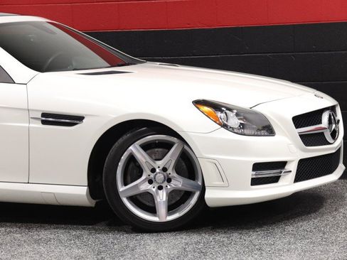 Used 2014 Mercedes-Benz SLK 250 image 5