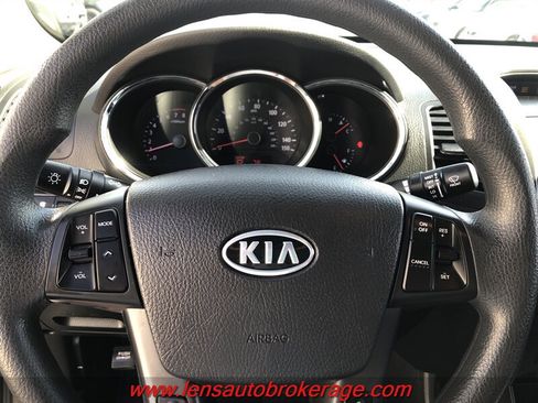 Used 2012 Kia Sorento LX w/ V6 Convenience Pkg FWD image 12