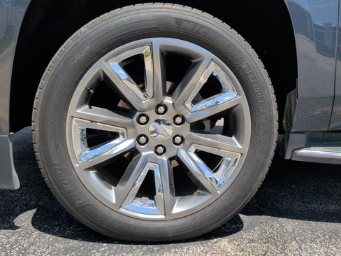 Used 2019 Chevrolet Tahoe Premier RWD image 15