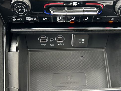 Used 2023 Jeep Grand Cherokee L Laredo w/ Luxury Tech Group I AWD/4WD image 34