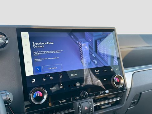 Used 2024 Lexus GX 550 w/ Accessory Package (2T) image 9