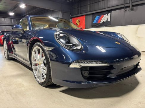 Used 2013 Porsche 911 Carrera 4S AWD/4WD image 18