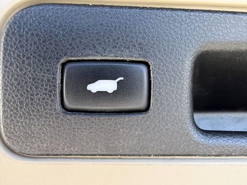 Used 2013 Honda Pilot Touring image 28