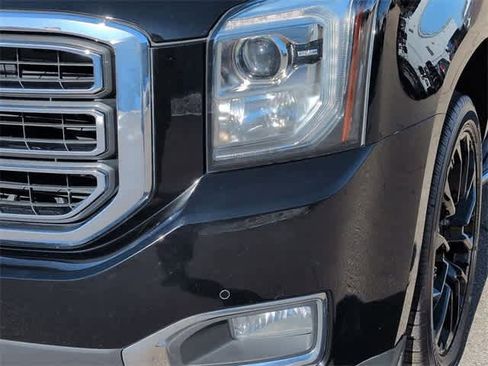 Used 2020 GMC Yukon SLE w/ SLE Value Package image 11