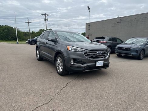 Used 2022 Ford Edge Titanium AWD/4WD image 1