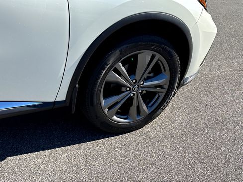 Used 2022 Nissan Murano Platinum w/ Cargo Package image 30