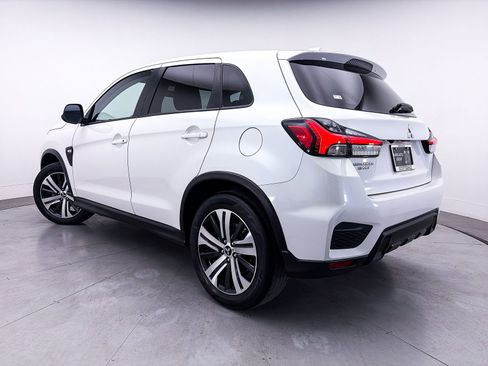 Used 2020 Mitsubishi Outlander Sport ES AWD/4WD image 2