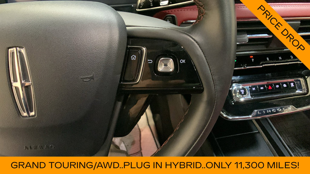 Used 2025 Lincoln Corsair Grand Touring w/ Towing Package AWD/4WD image 33
