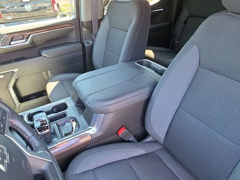 Certified 2024 Chevrolet Silverado 1500 RST w/ Convenience Package II AWD/4WD image 27