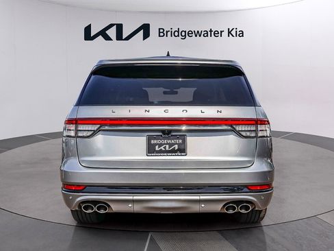 Used 2023 Lincoln Aviator Reserve w/ Jet Package AWD/4WD image 5