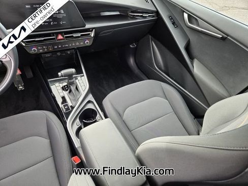 Certified 2024 Kia Niro LX image 15