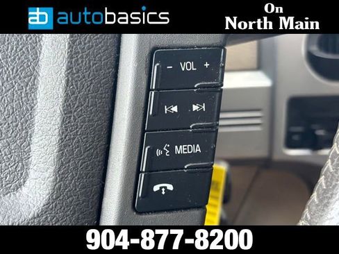 Used 2010 Ford F150 Lariat RWD image 32