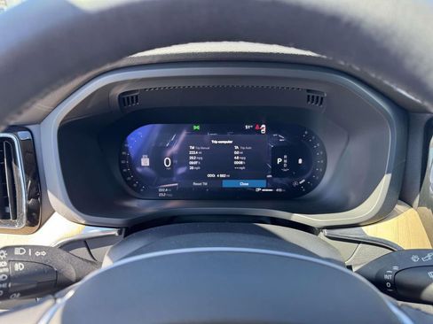 Used 2026 Volvo XC60 B5 Plus w/ Climate Package image 23