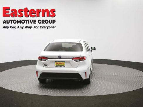 Used 2024 Toyota Corolla LE w/ LE Convenience Package FWD image 37