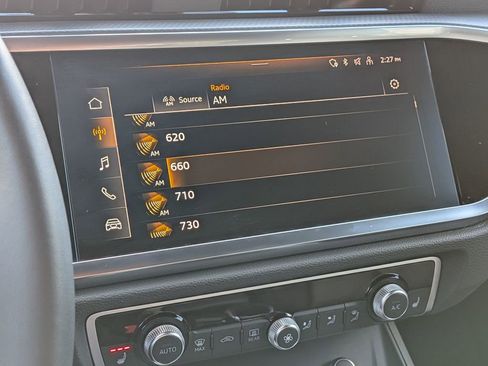 Used 2025 Audi Q3 2.0T Premium w/ Convenience Package image 22