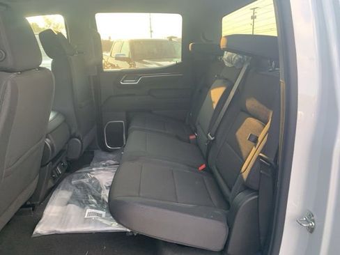 New 2026 GMC Sierra 1500 Elevation image 25