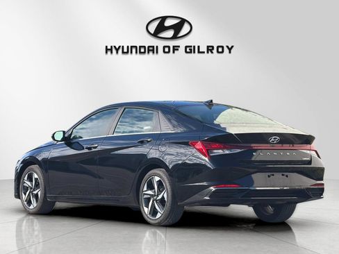 Used 2023 Hyundai Elantra Limited FWD image 3