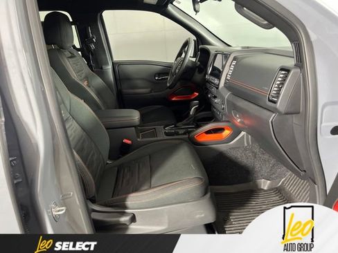 Used 2024 Nissan Frontier PRO-4X w/ Pro Convenience Package AWD/4WD image 13