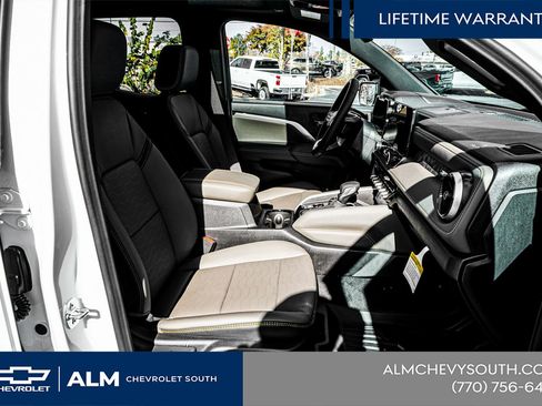 New 2026 Chevrolet Colorado ZR2 w/ Technology Package AWD/4WD image 21