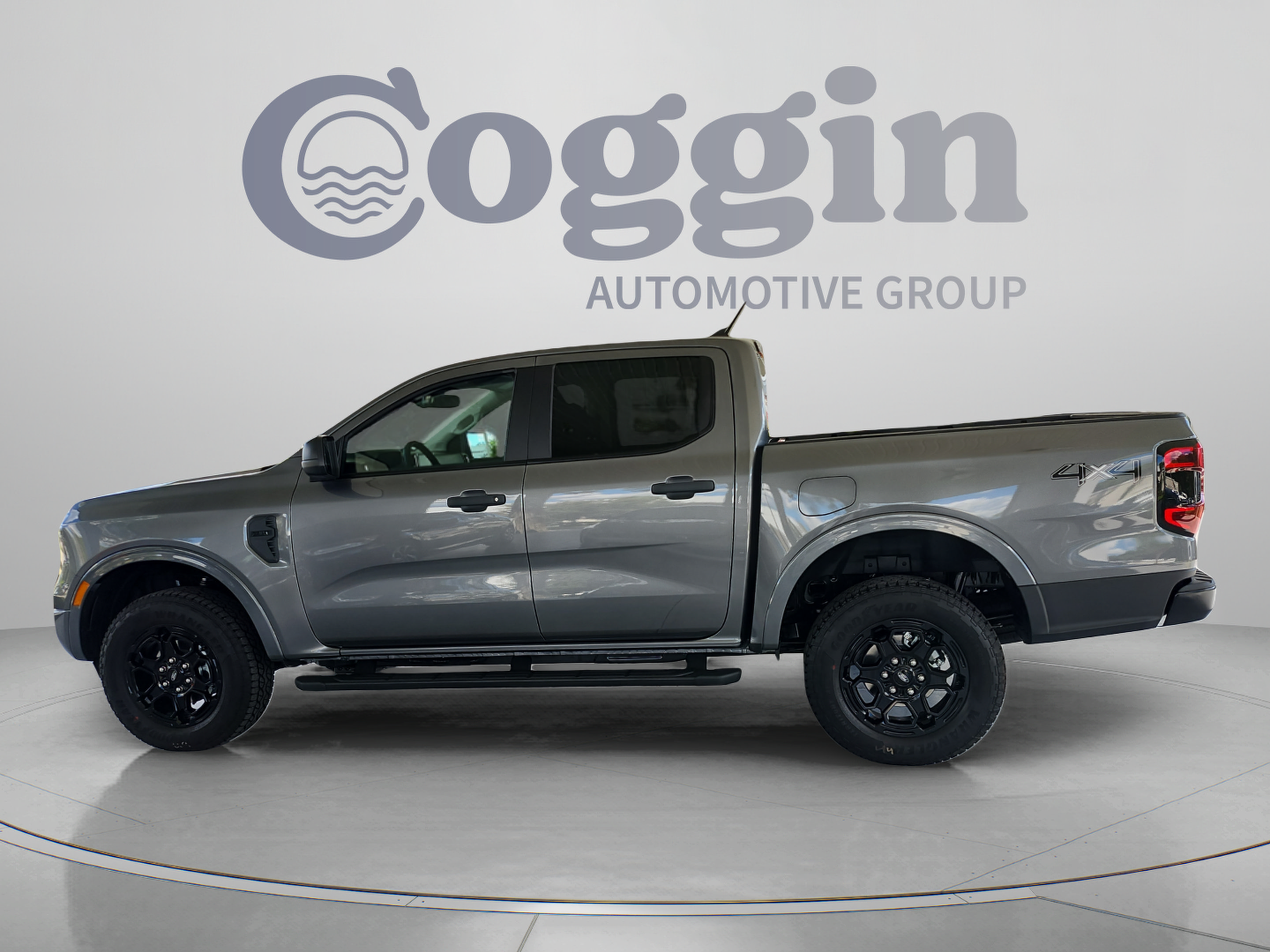 New 2026 Ford Ranger XLT w/ Black Appearance Package AWD/4WD image 2