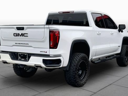 Used 2023 GMC Sierra 1500 AT4 image 13