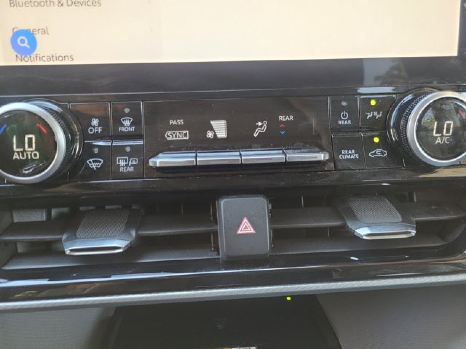 Used 2023 Toyota Highlander Platinum AWD/4WD image 38