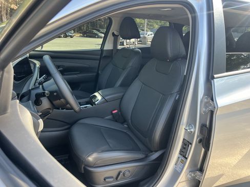 Used 2026 Hyundai Tucson SEL FWD image 16