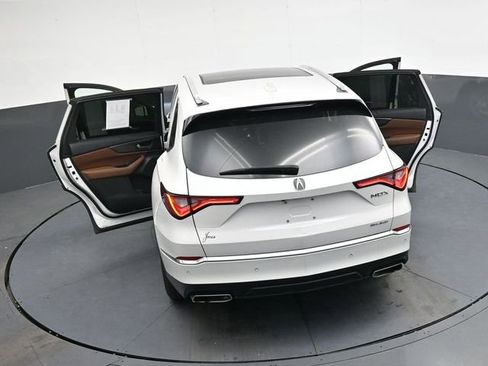 Used 2023 Acura MDX SH-AWD w/ Advance Package image 39