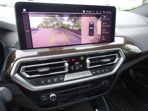 Used 2024 BMW X4 xDrive30i AWD/4WD image 15