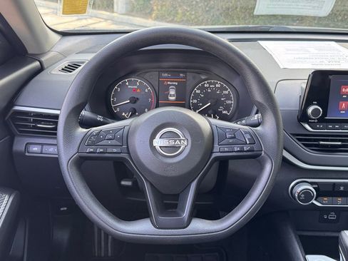 Certified 2024 Nissan Altima 2.5 S FWD image 15