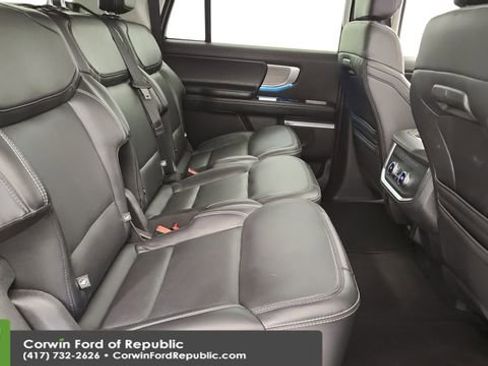 Certified 2025 Ford Expedition Max Platinum image 27