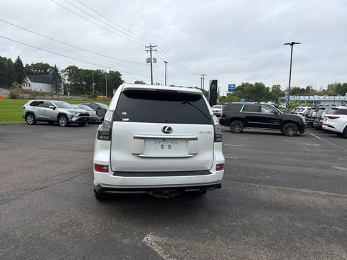 Certified 2023 Lexus GX 460 Luxury w/ Sport Design Package AWD/4WD image 35