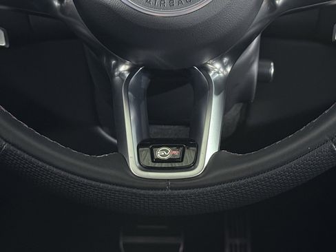 Used 2023 Jaguar F-PACE SVR image 44