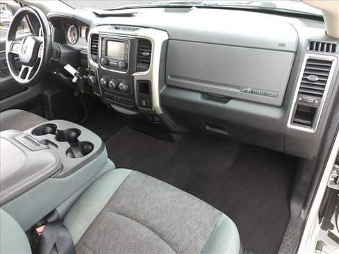 Used 2016 RAM 1500 Big Horn RWD image 20